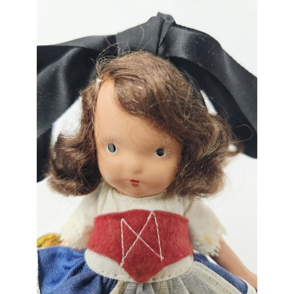 Vintage Nancy Ann Storybook Doll moveable legs‎ French 25 Around the World